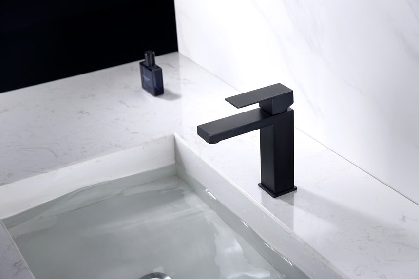 Arcinela Single Handle Faucet (Black/Chrome/Brushed Nickel)