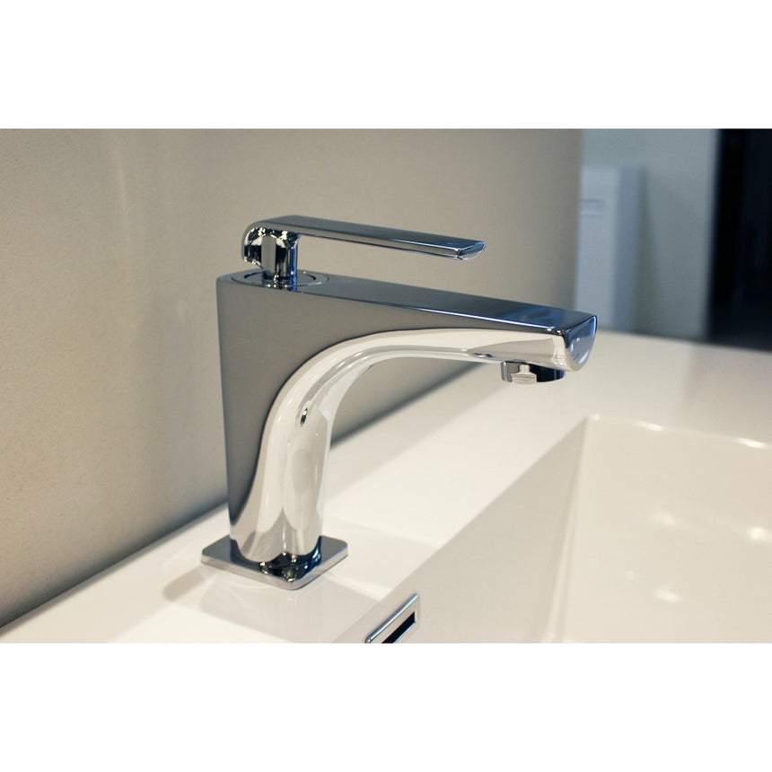 O&N Retro Single Lever Faucet - O&N Floating Vanity